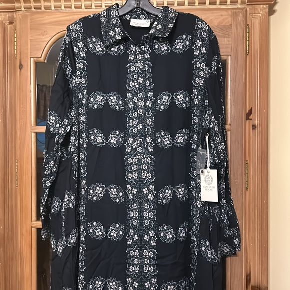 Navy Floral Miller Maxi Shirt Dress - Picture 3 of 6